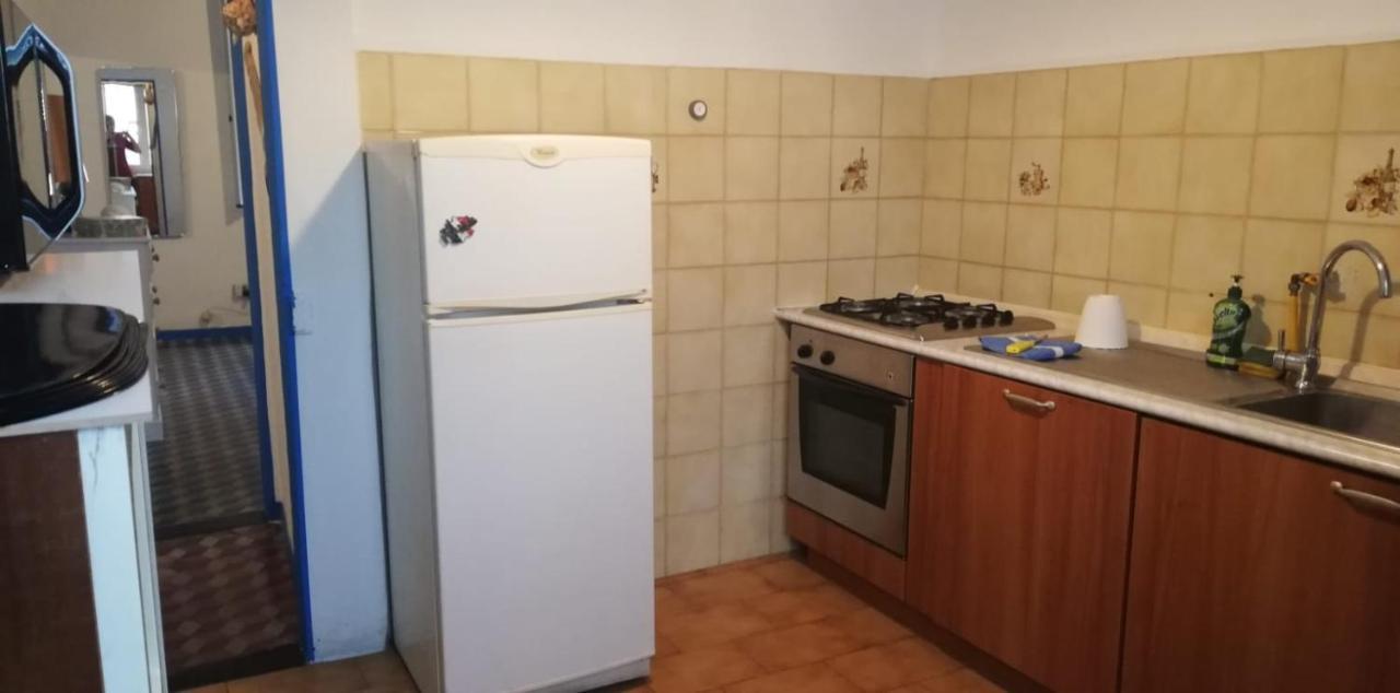 077 - Casa Fede In Centro, 500Metri Da Mare E Spiaggia セストリ・レヴァンテ 部屋 写真